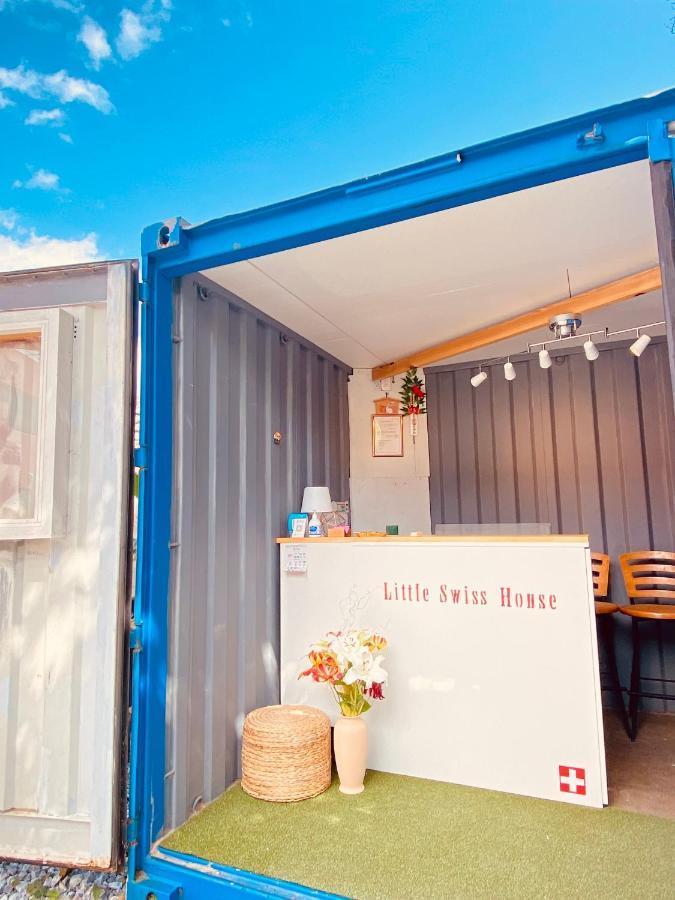 מוטובו Hotel Little Swiss House מראה חיצוני תמונה