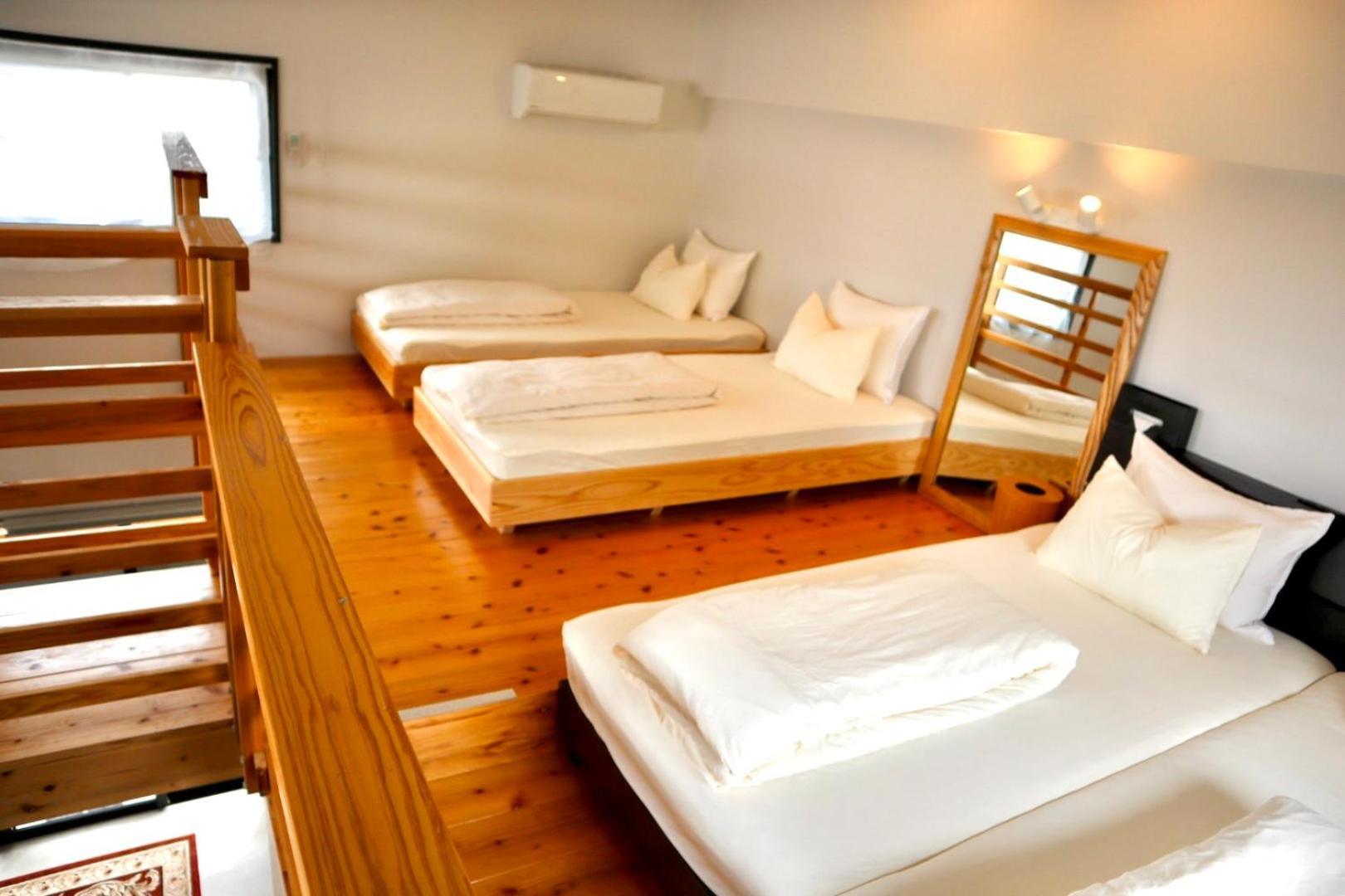 מוטובו Hotel Little Swiss House מראה חיצוני תמונה